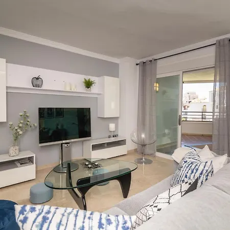 Vacation I Terrazas De Banus, Comfy And Stylish Apartment, Puerto Banus Marina, 24-7 Security Apartment Marbella