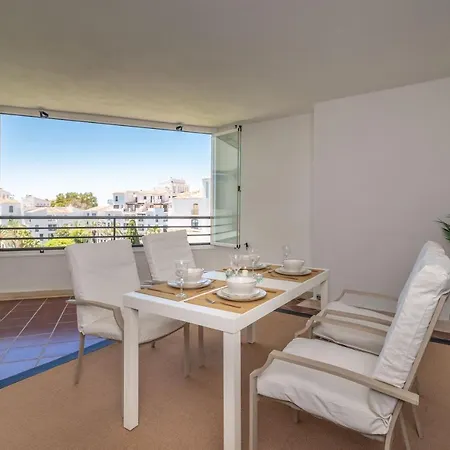 Vacation I Terrazas De Banus, Comfy And Stylish Apartment, Puerto Banus Marina, 24-7 Security Apartment Marbella